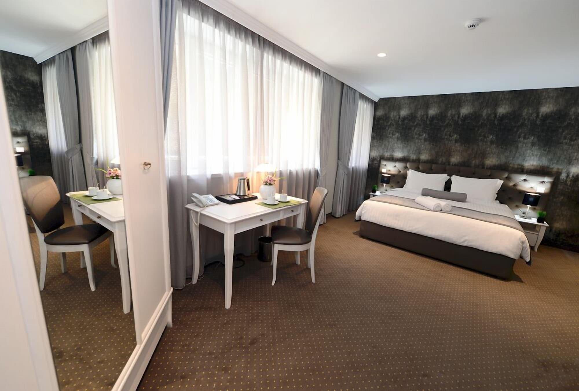 Alexandar Square Boutique Hotel Skopje Exteriér fotografie